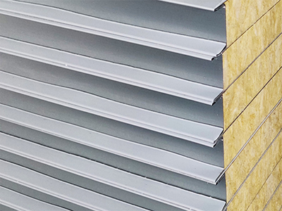 彩鋼巖棉夾芯板工藝如何？